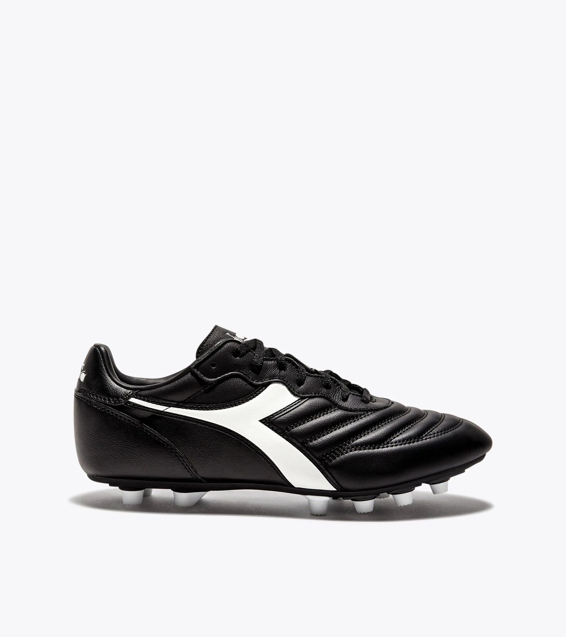 Botas de fútbol Diadora Brasil LT MDPU (negro/blanco)