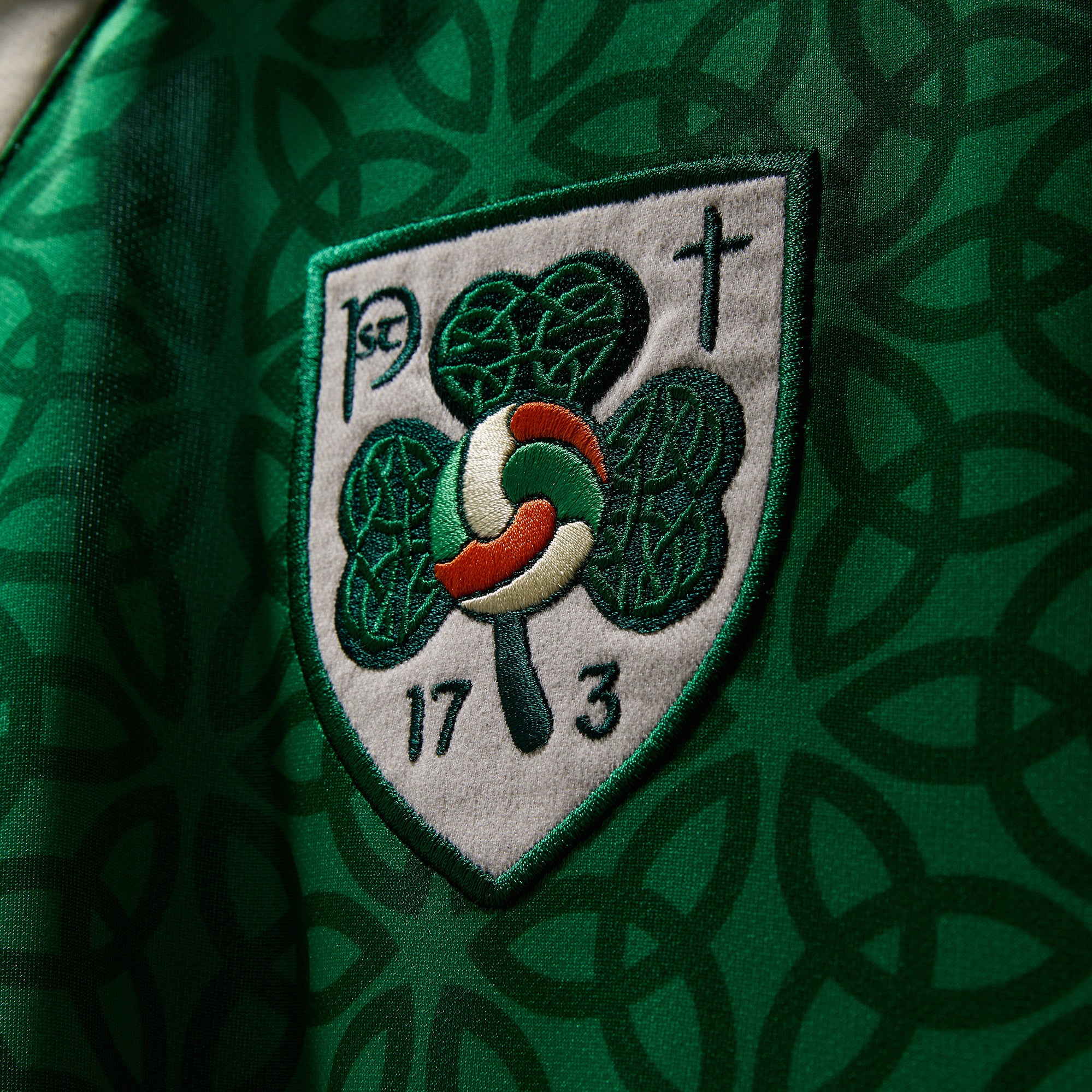 Umbro 2026 Ireland 17-3 Soccer Jersey