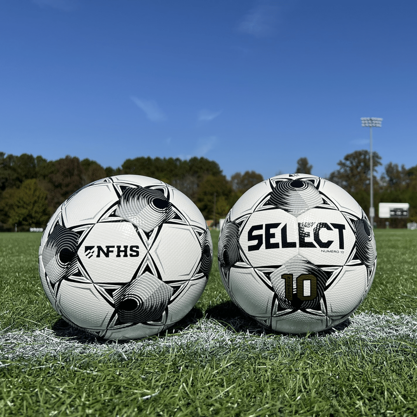 Paquete de 12 balones de fútbol Select Numero 10 NFHS v25 (incluye bolsa para balones).