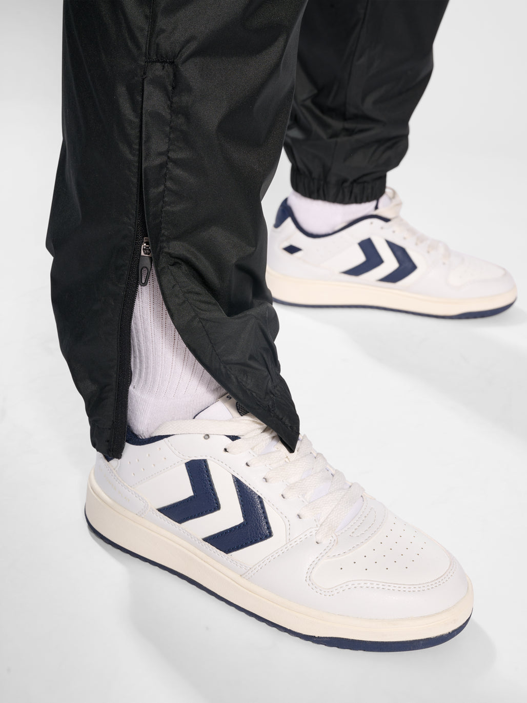 Pantalones Hummel Core XK para todo clima