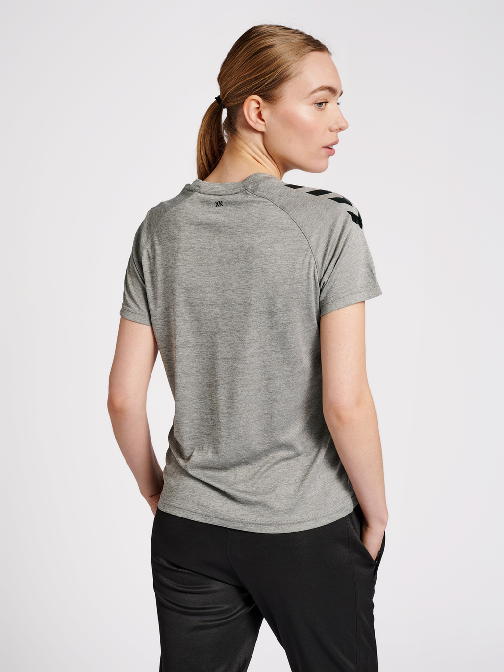Camiseta hummel Core XK Poly (para mujer)
