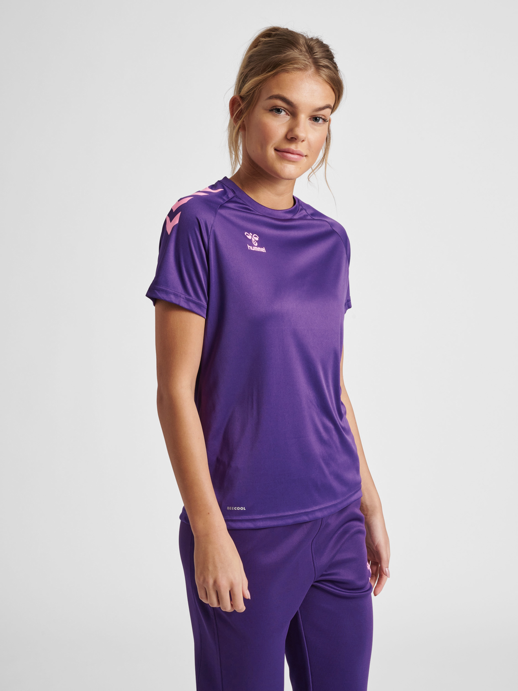 Camiseta hummel Core XK Poly (para mujer)