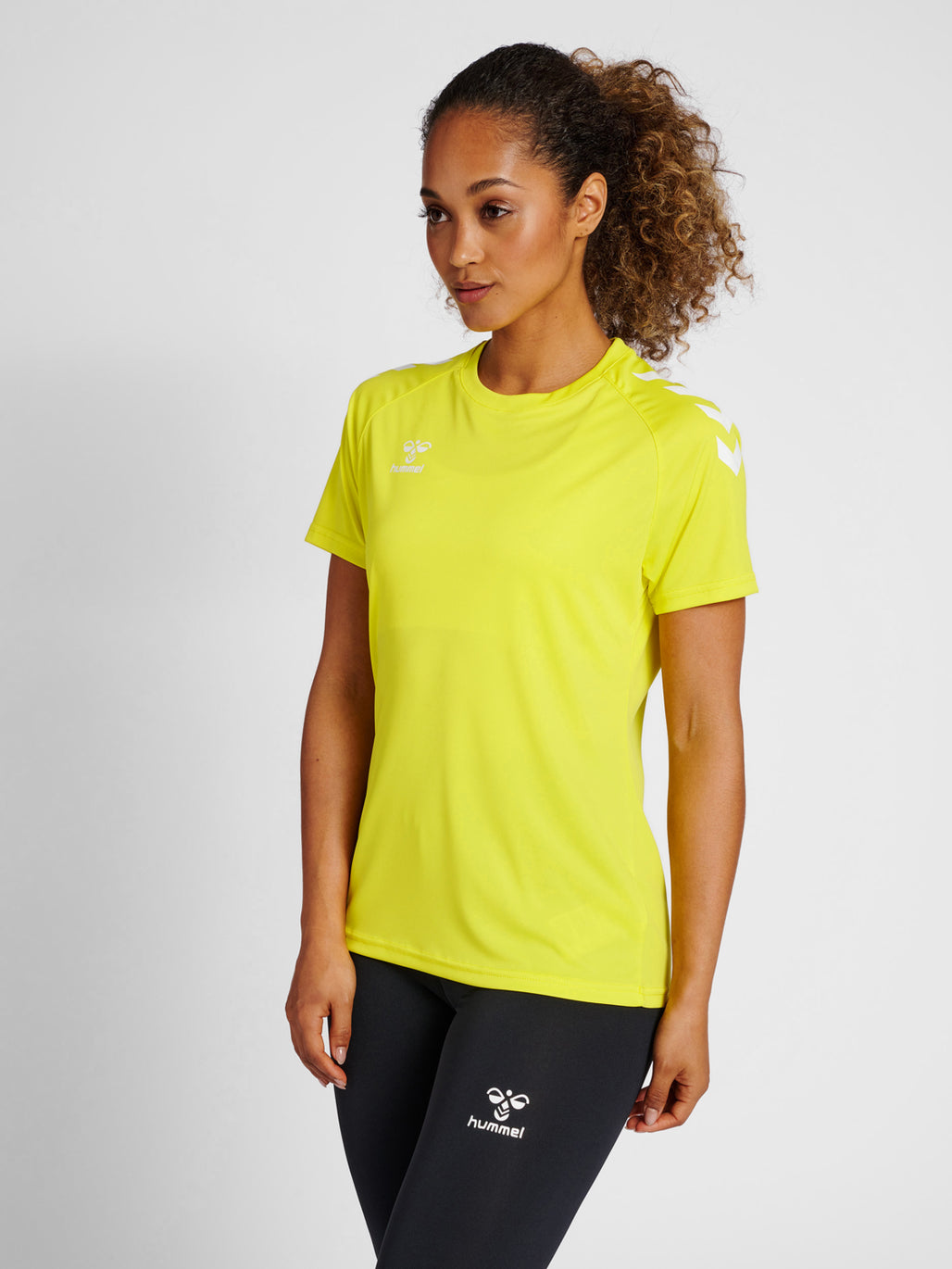 Camiseta hummel Core XK Poly (para mujer)