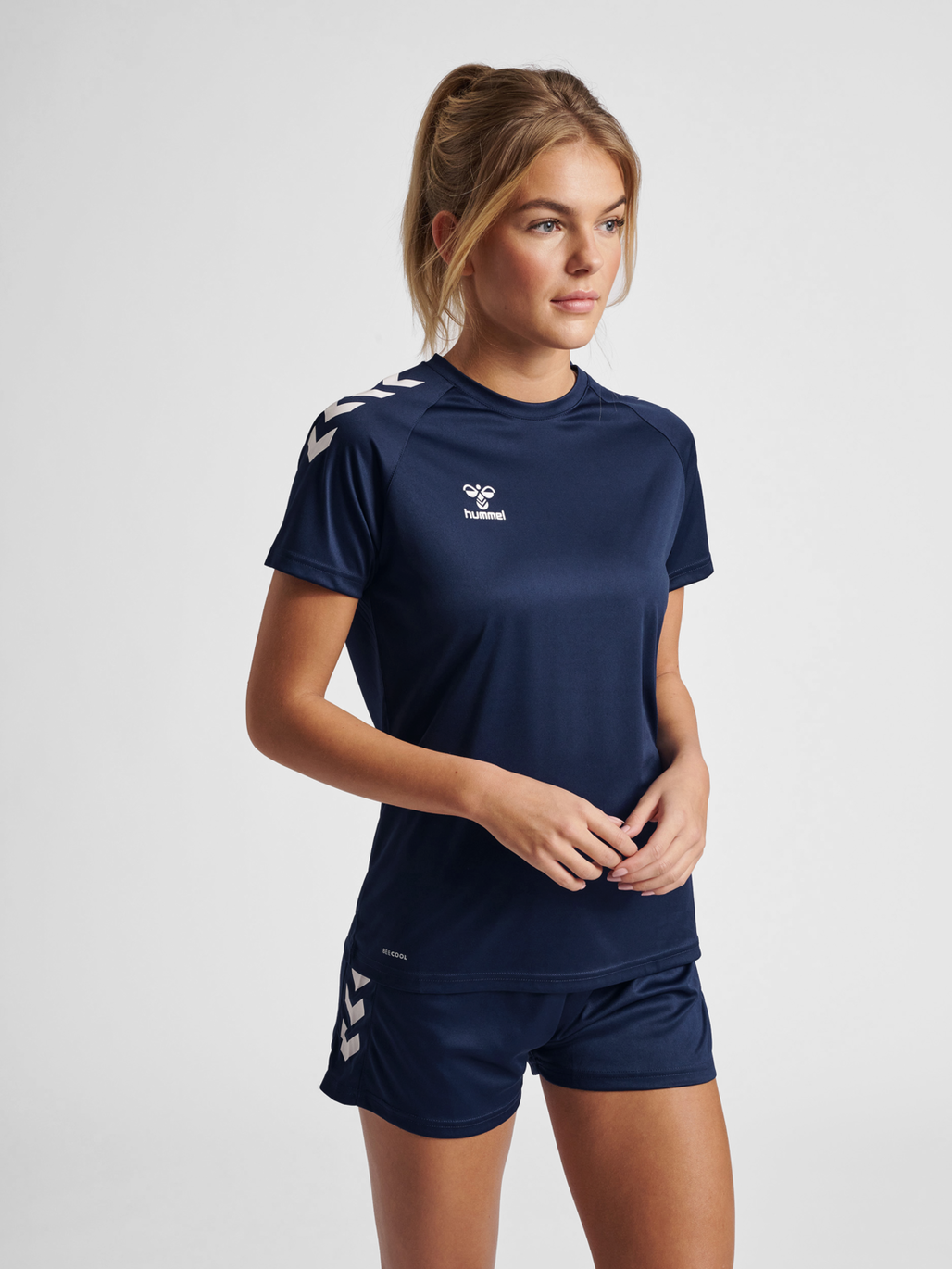 Camiseta hummel Core XK Poly (para mujer)