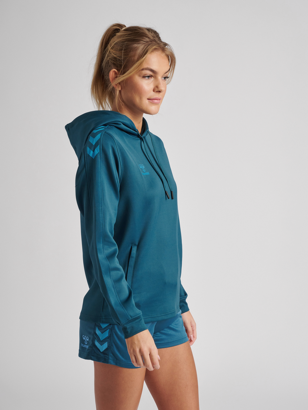 Sudadera con capucha hummel Core XK Poly Sweat (para mujer)