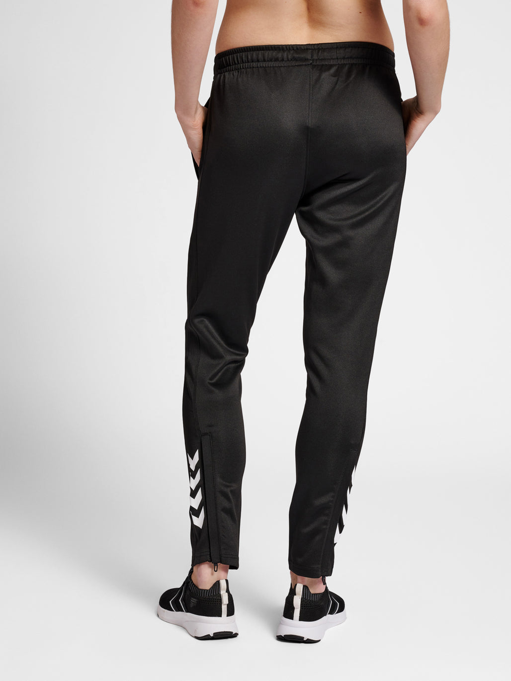 Pantalones hummel Core XK Poly (de mujer)