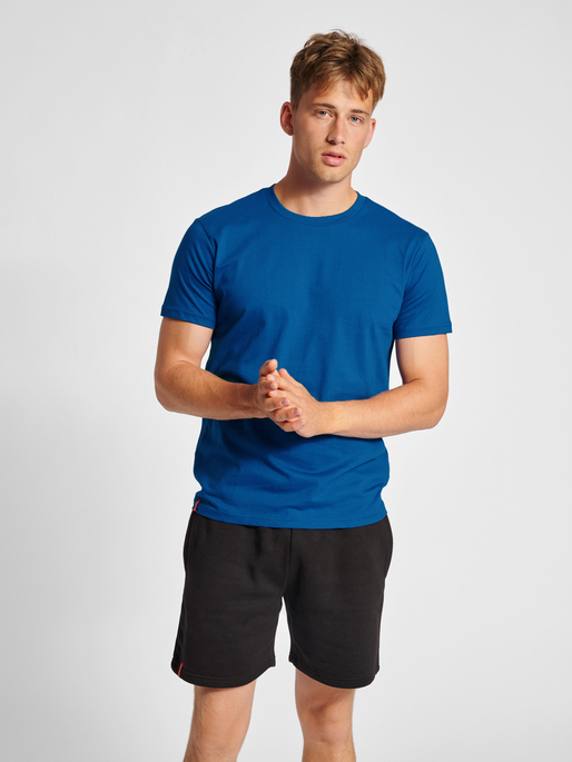 Camiseta Hummel roja de manga corta y corte pesado (para hombre)