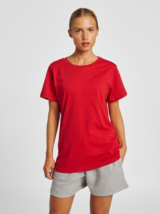 Camiseta Hummel roja de manga corta y corte pesado (para mujer)