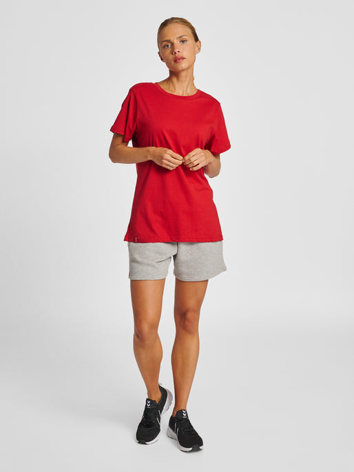 hummel Red Heavy SS T-Shirt (women's)