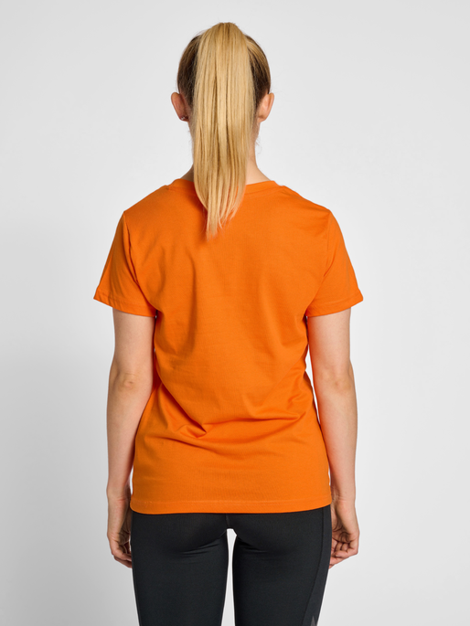 hummel Red Heavy SS T-Shirt (women's)