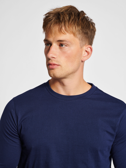 Camiseta Hummel roja de manga larga (para hombre)