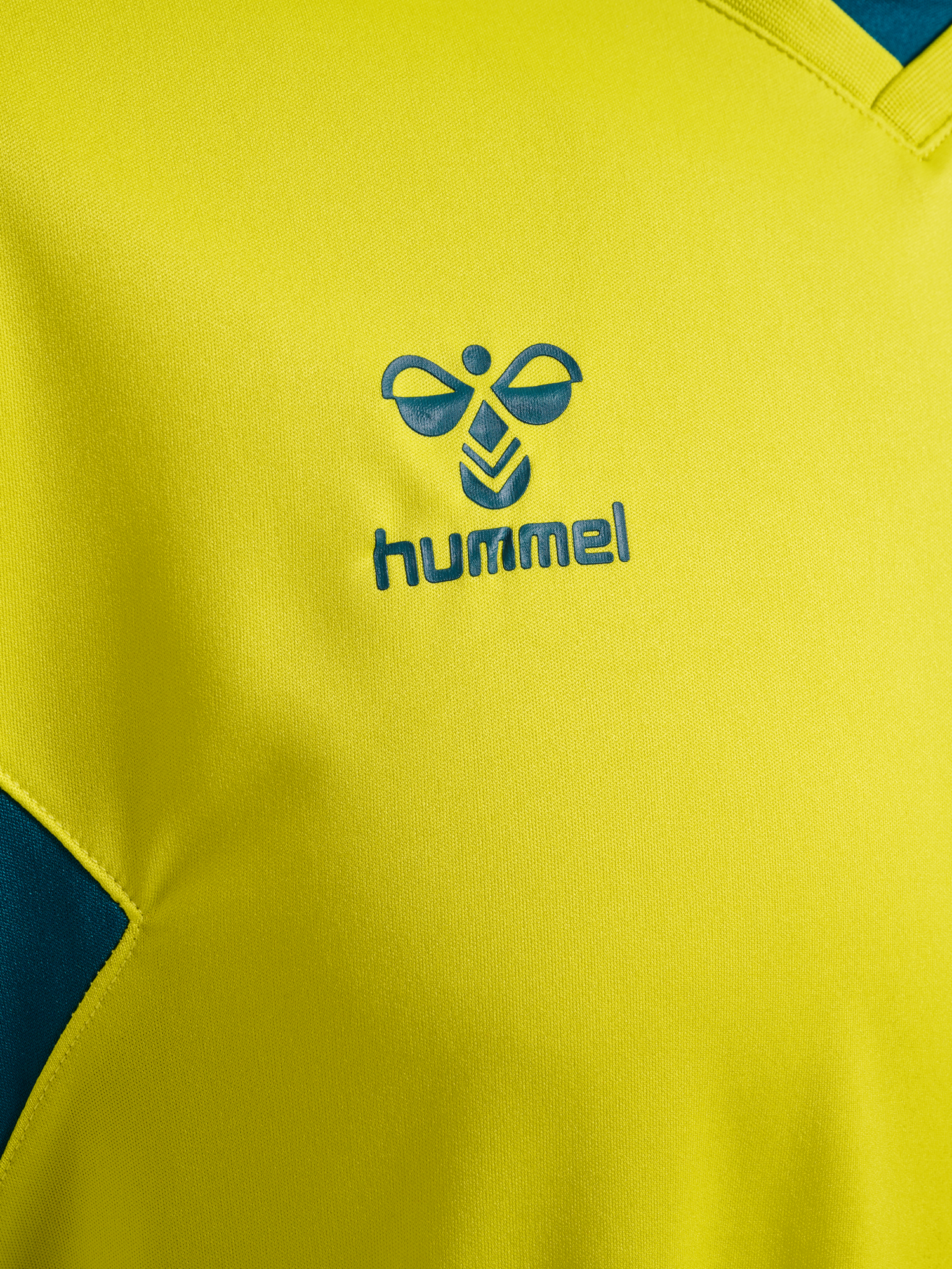 hummel Authentic 24 PL SS Jersey (adult)-Soccer Command