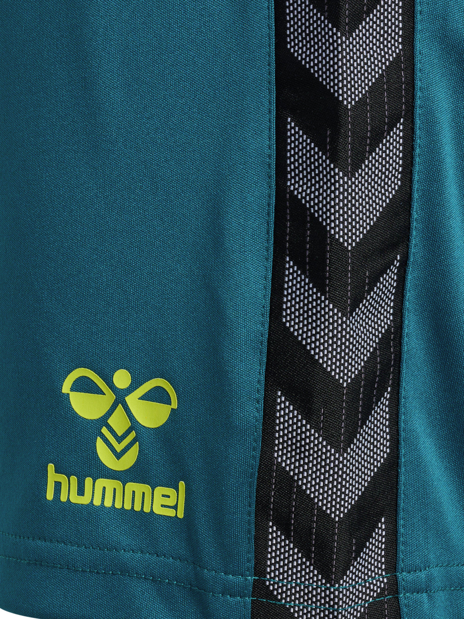 hummel Authentic 24 PL Shorts (women's)-Soccer Command