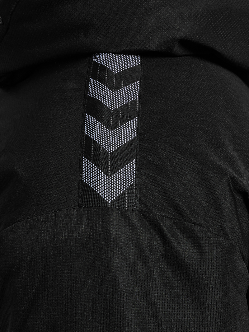hummel Authentic 24 Bench Jacket-Soccer Command