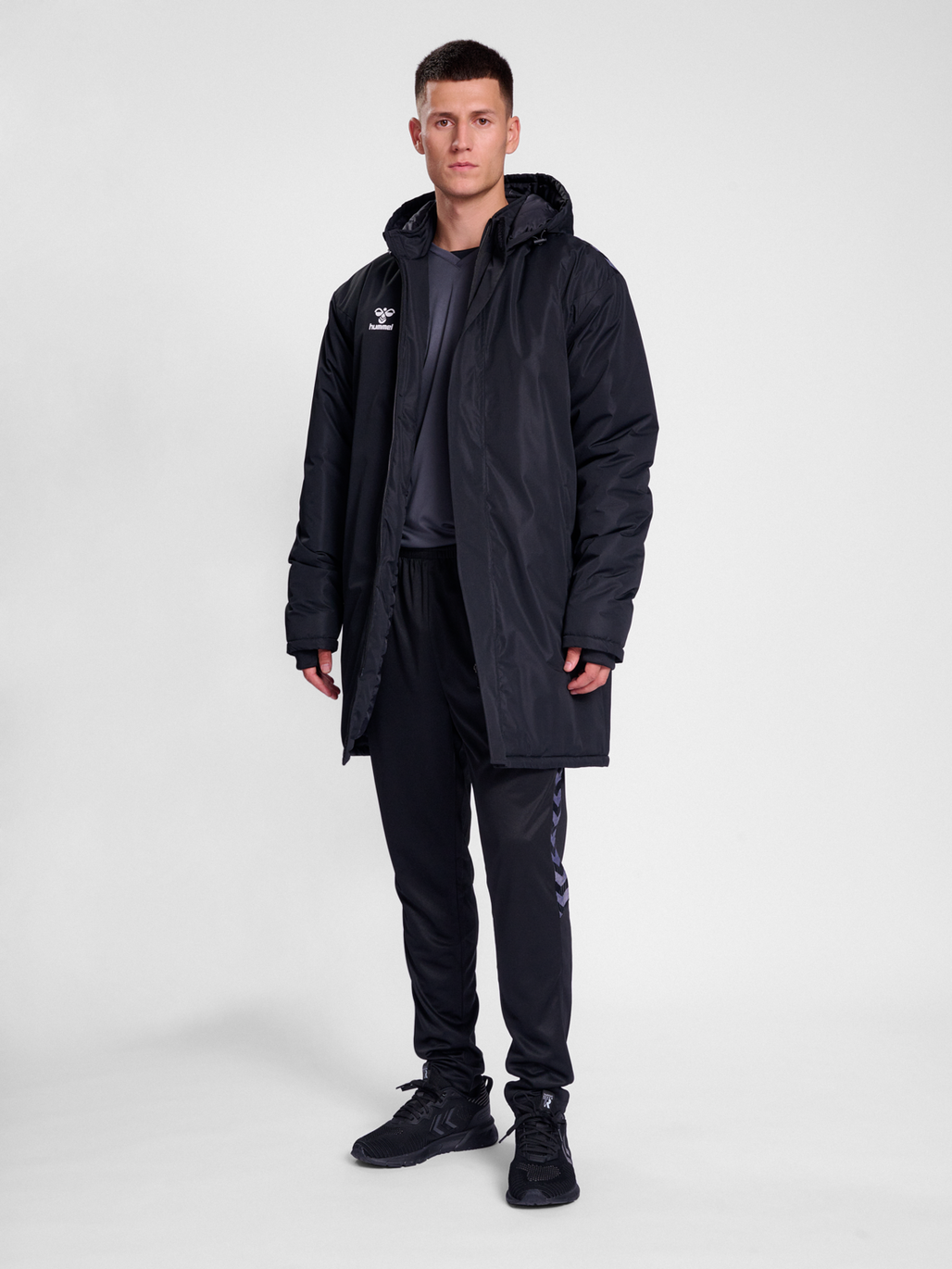 Chaqueta hummel Authentic 24 Bench