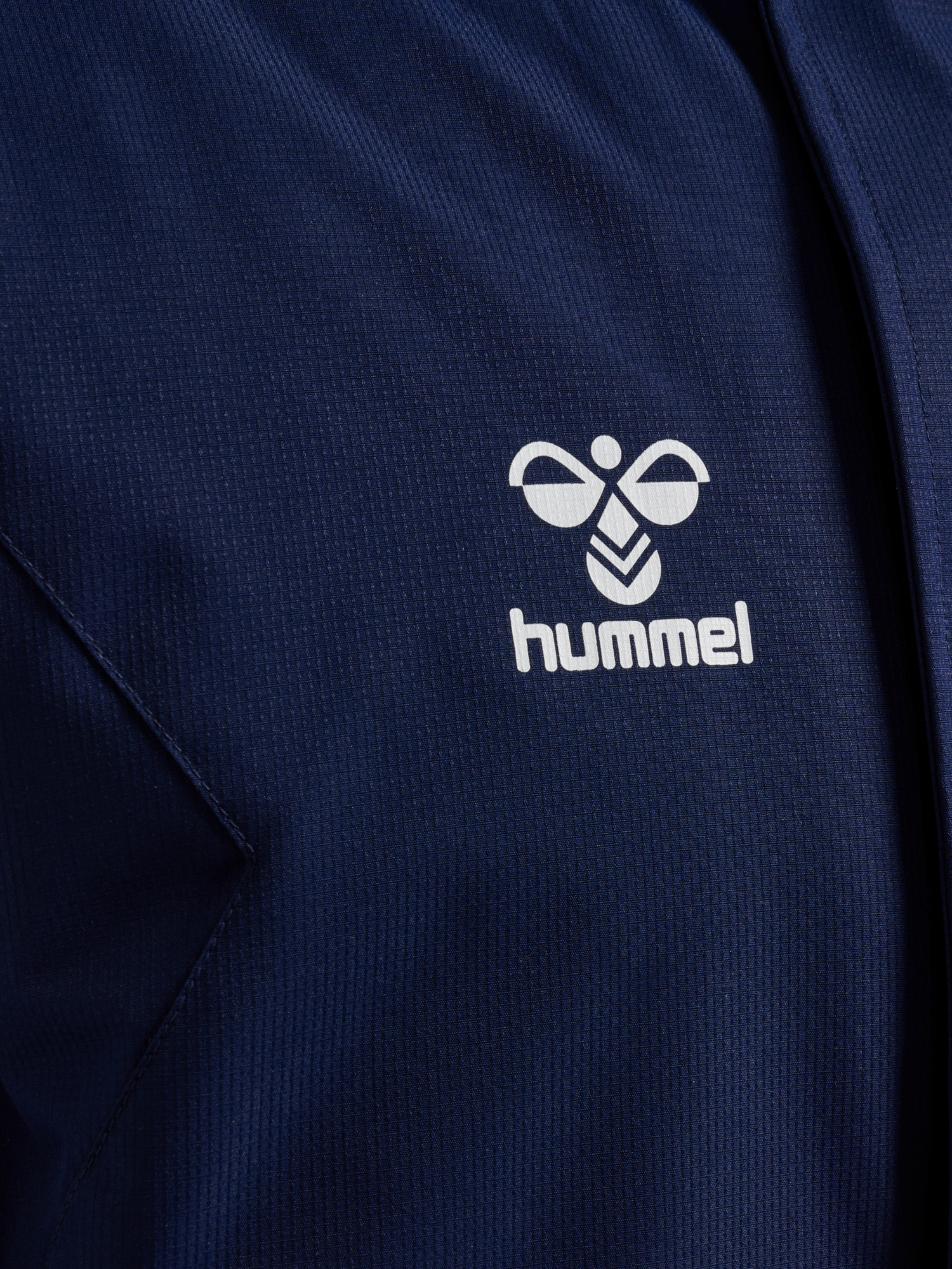 hummel Authentic 24 Bench Jacket-Soccer Command