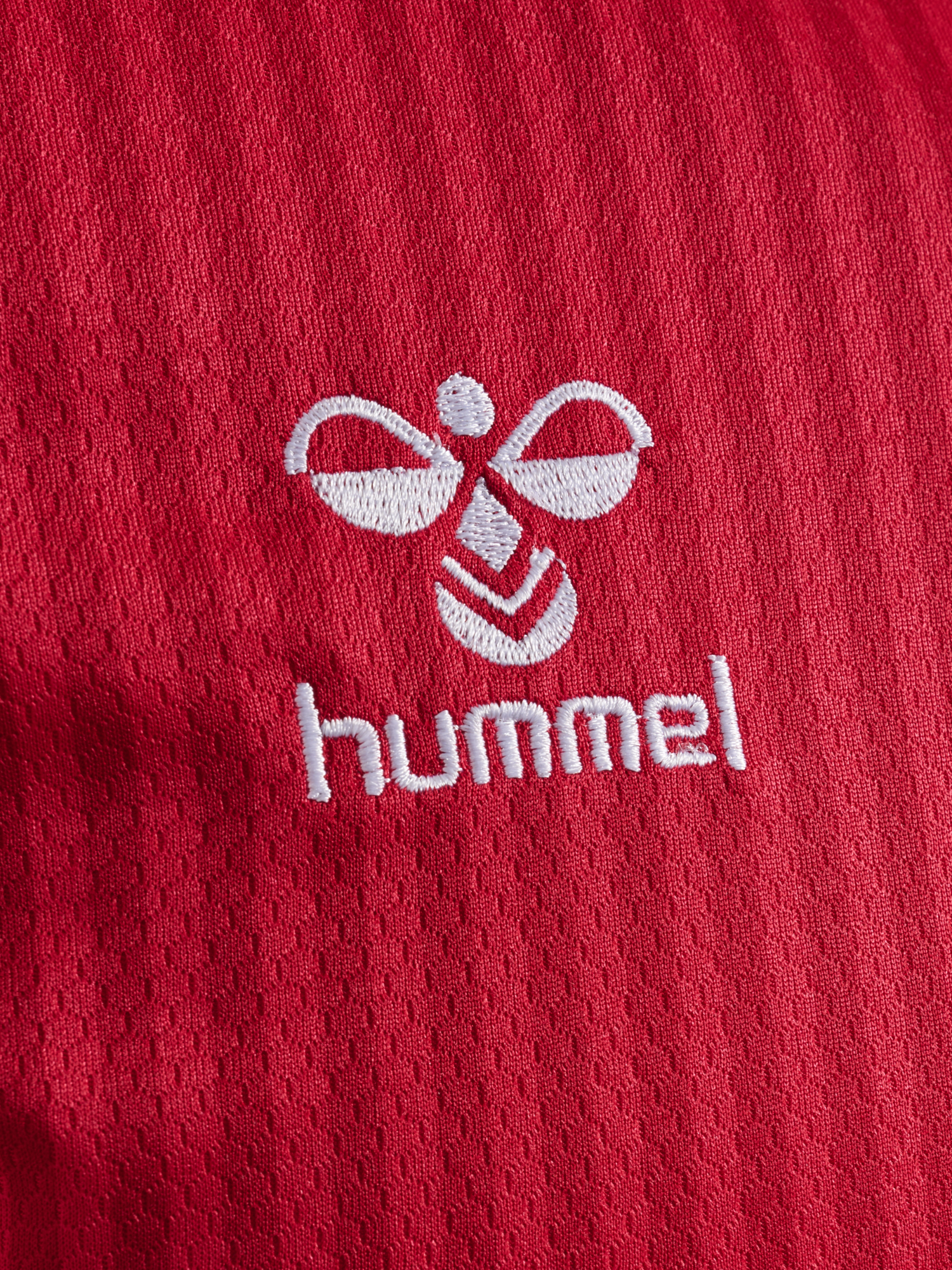 Hummel Voetbalshirts kopen? | altijd scherp geprijsd Hummel Voetbalshirts kopen? | altijd scherp geprijsd