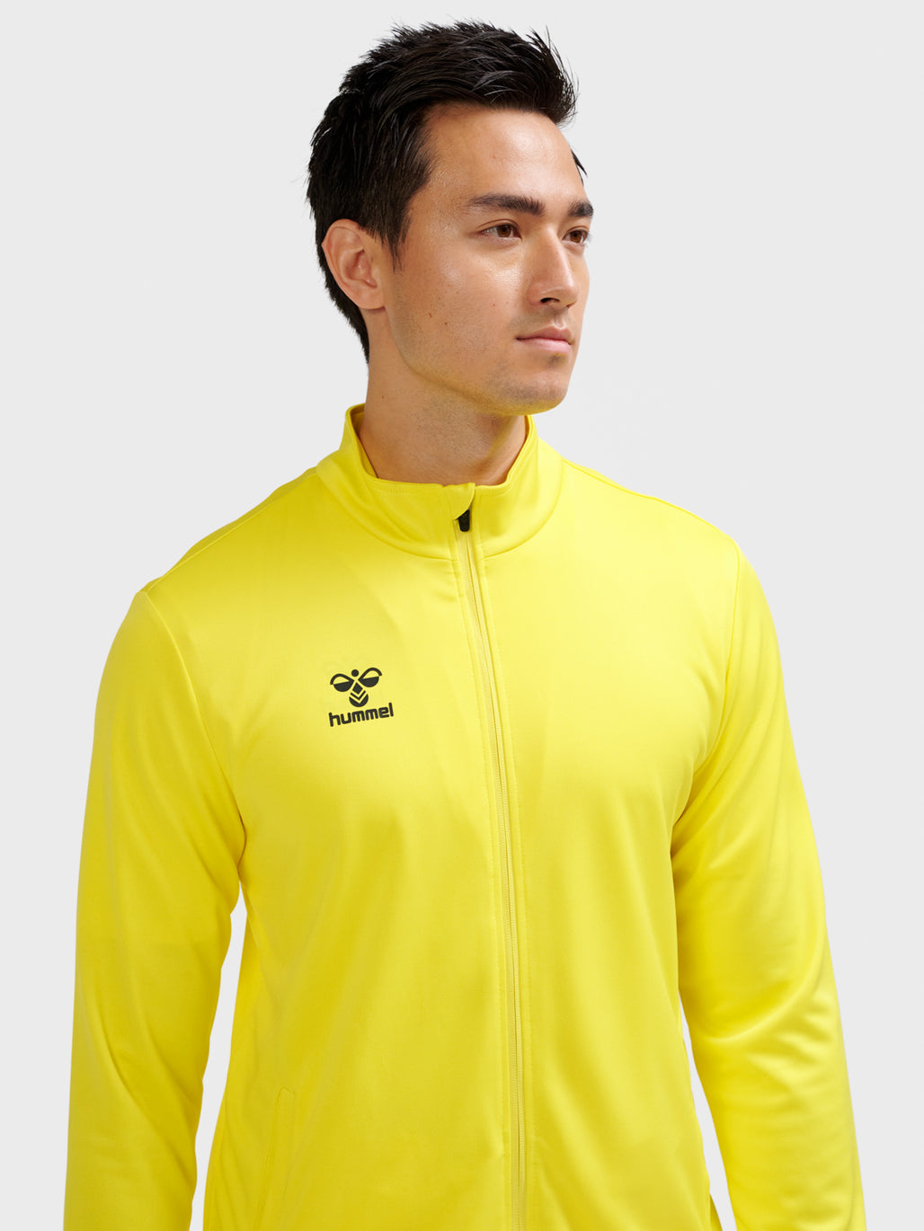 Chaqueta deportiva Hummel Essential 24