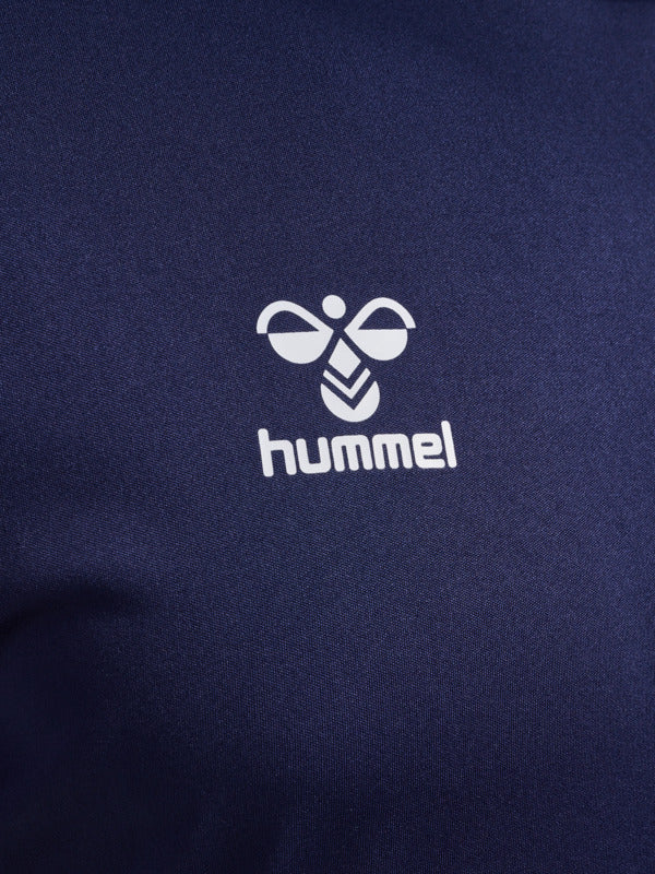 Conjunto con el logotipo de Hummel (adulto)