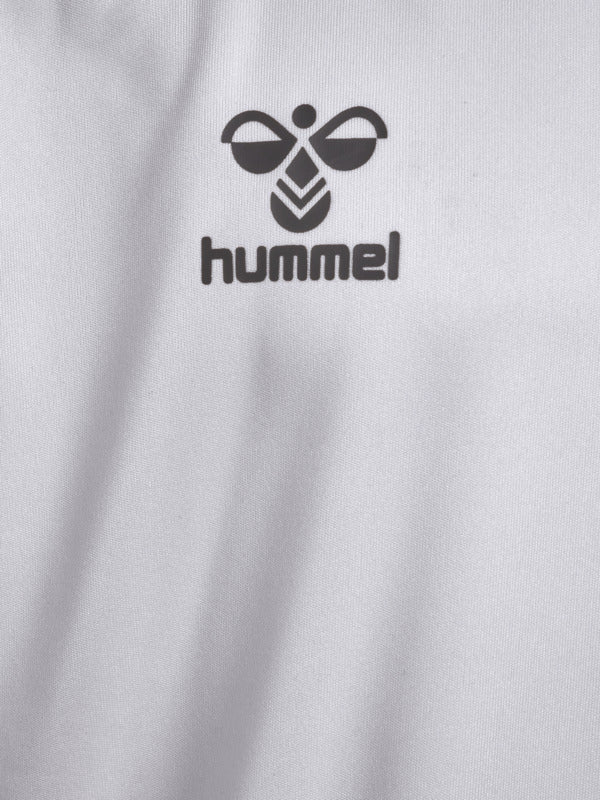 Conjunto con el logotipo de Hummel (juvenil)