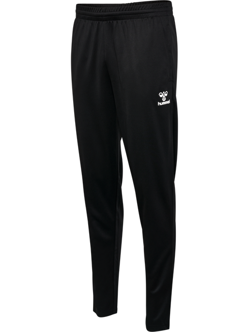 Traje con el logo de Hummel