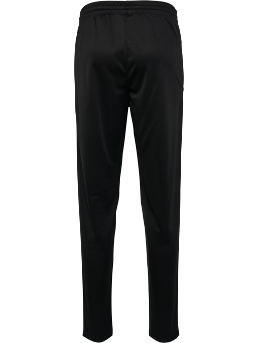 Traje con el logo de Hummel