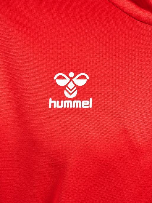 Traje con el logo de Hummel