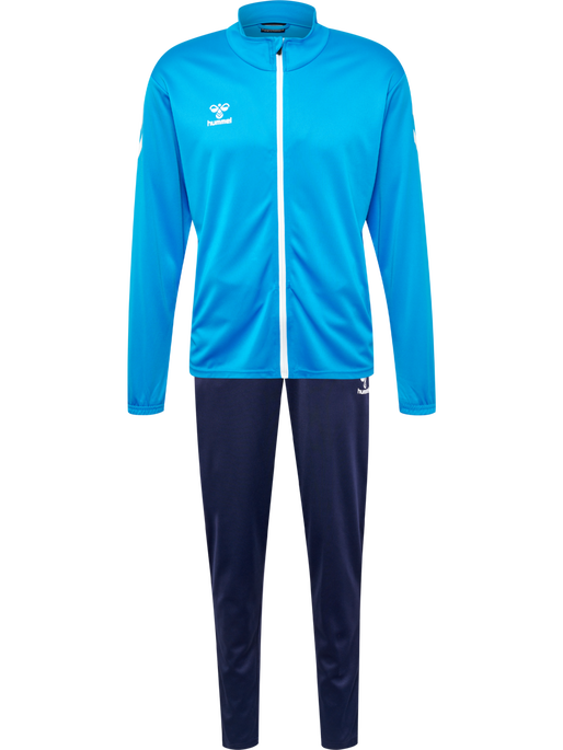 Traje con el logo de Hummel