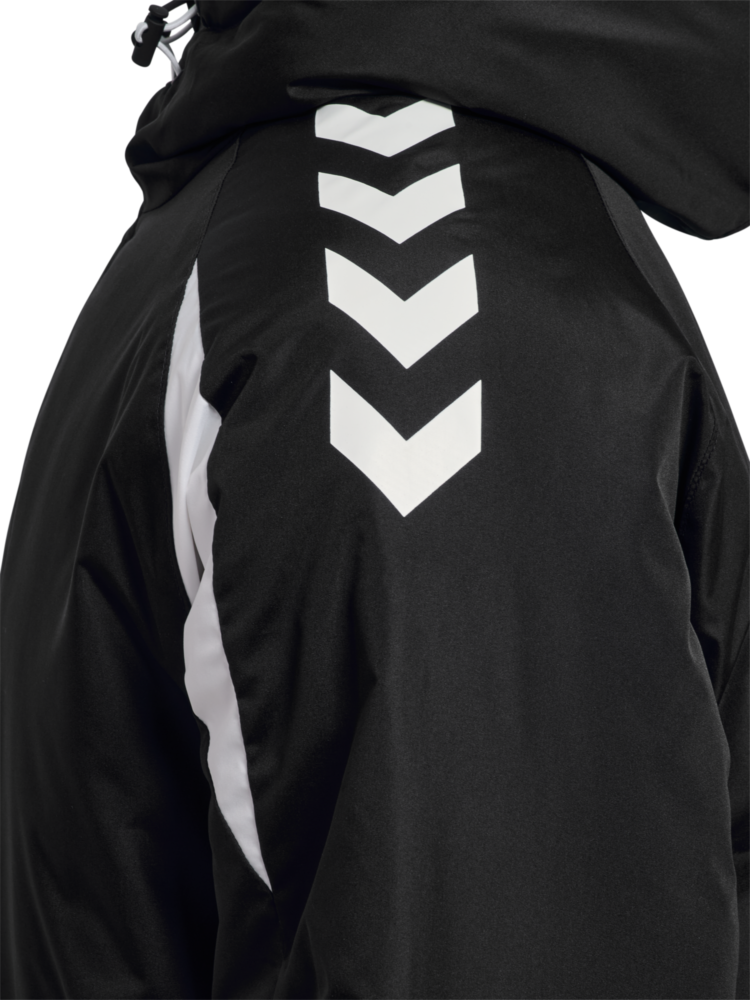 hummel Core 2.0 Bench Jacket