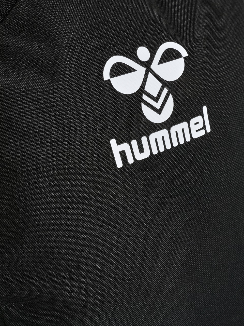 Mochila esencial hummel 