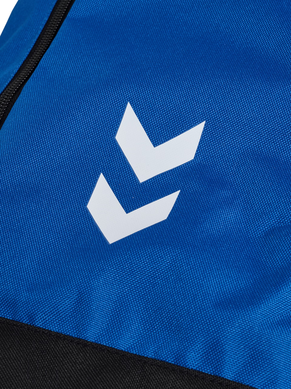 Mochila Hummel Core 2.0 