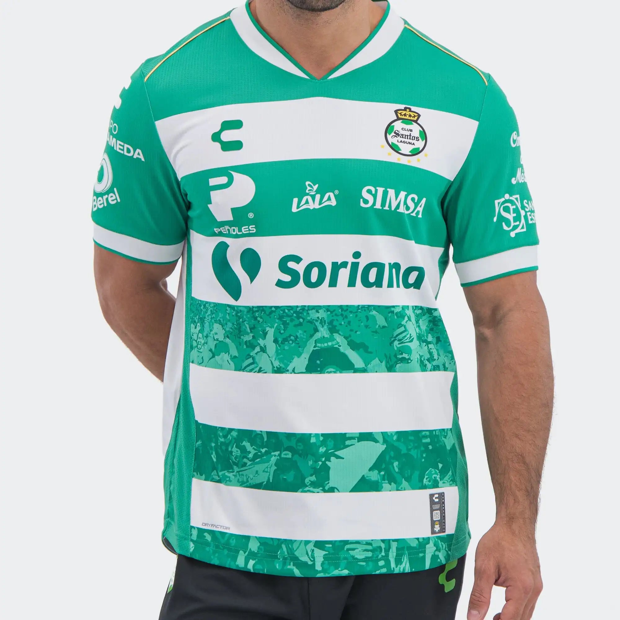 Camiseta de local de Charly Santos Laguna 25/26 