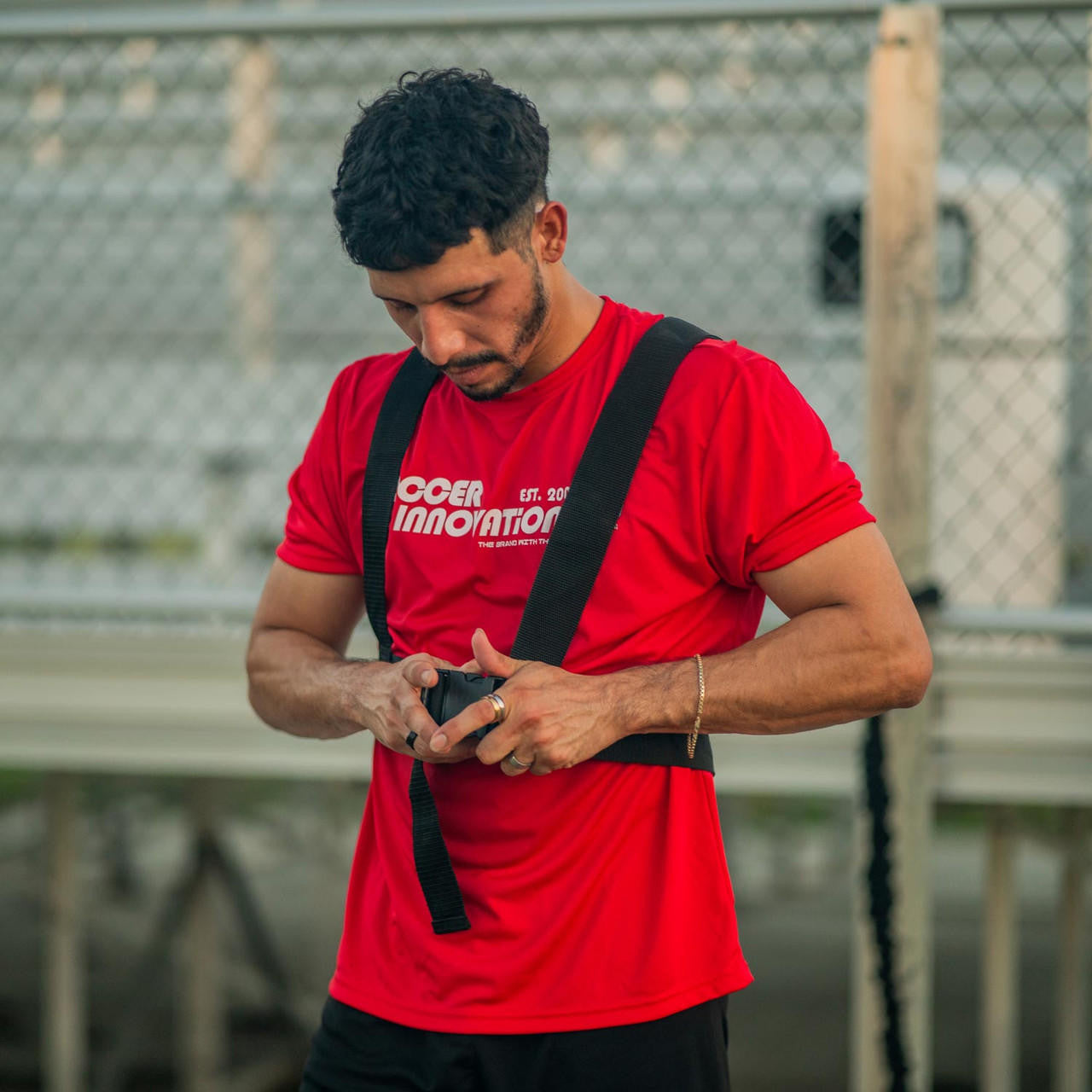 Entrenamiento de velocidad con resistencia individual mediante bungee de Soccer Innovations