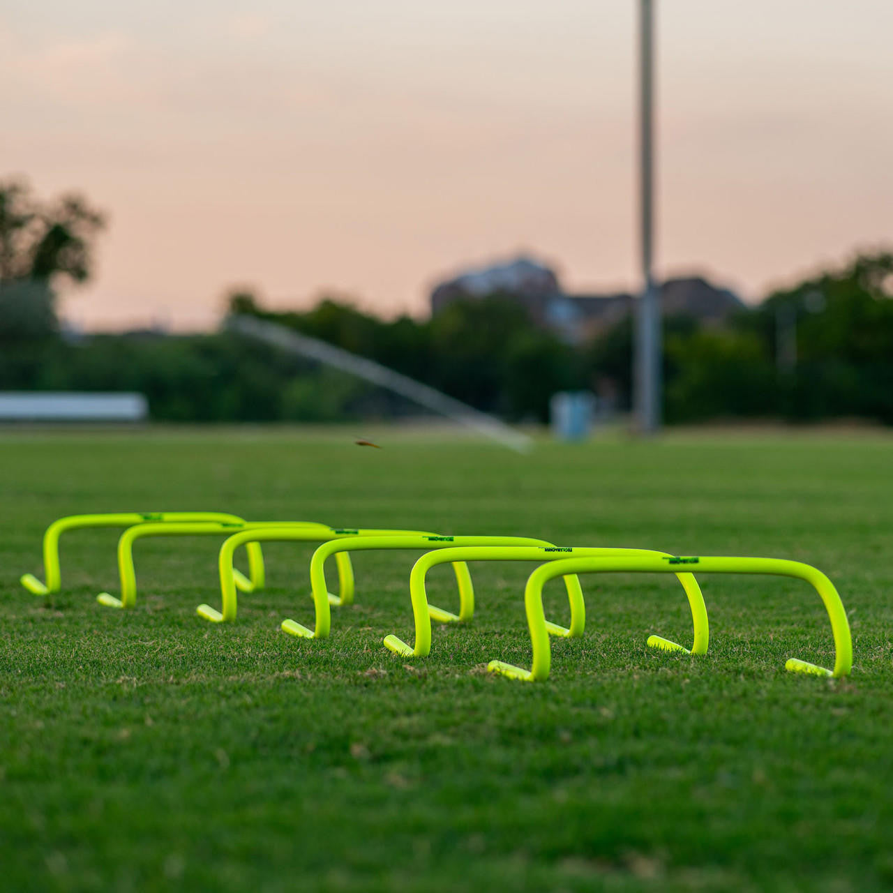 Obstáculos de velocidad y agilidad establecidos por Soccer Innovations