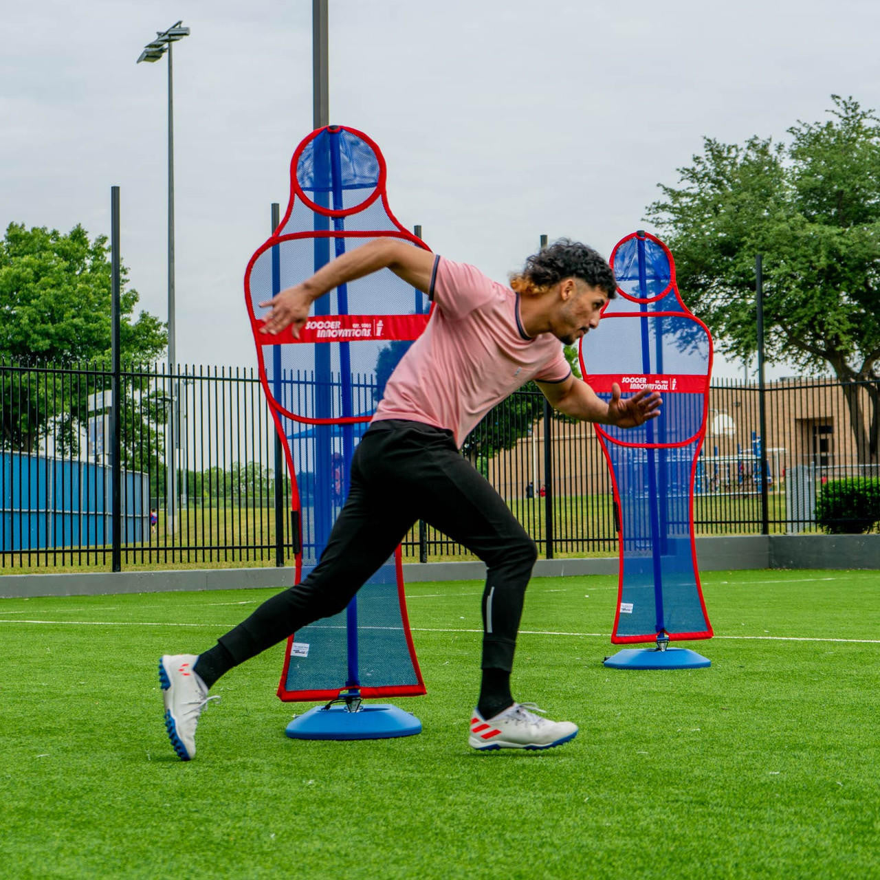Maniquí de césped artificial para pared de fútbol de Soccer Innovations