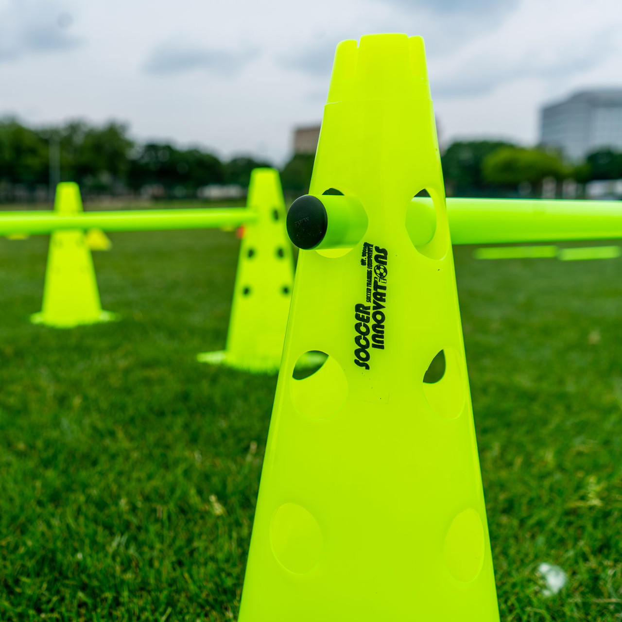 Cono de calle de 16 pulgadas de Soccer Innovations