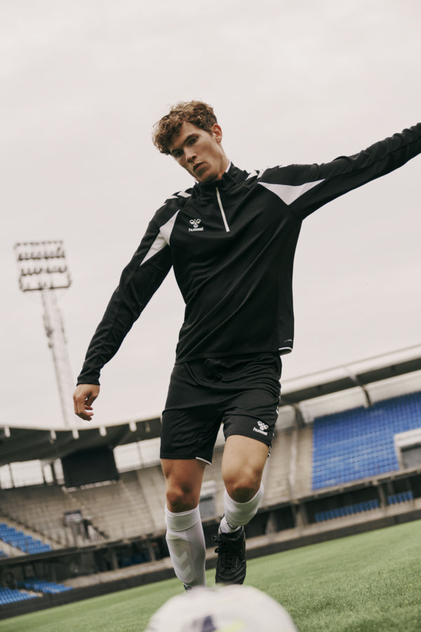 hummel Core 2.0 Shorts