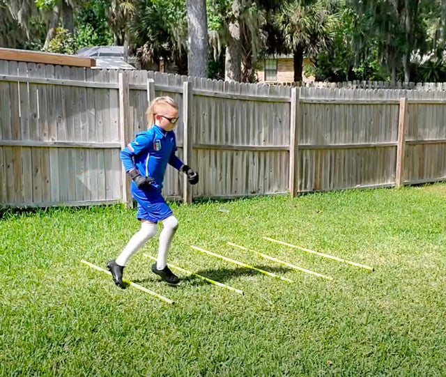 Poste de agilidad de césped de 1" de Soccer Innovations