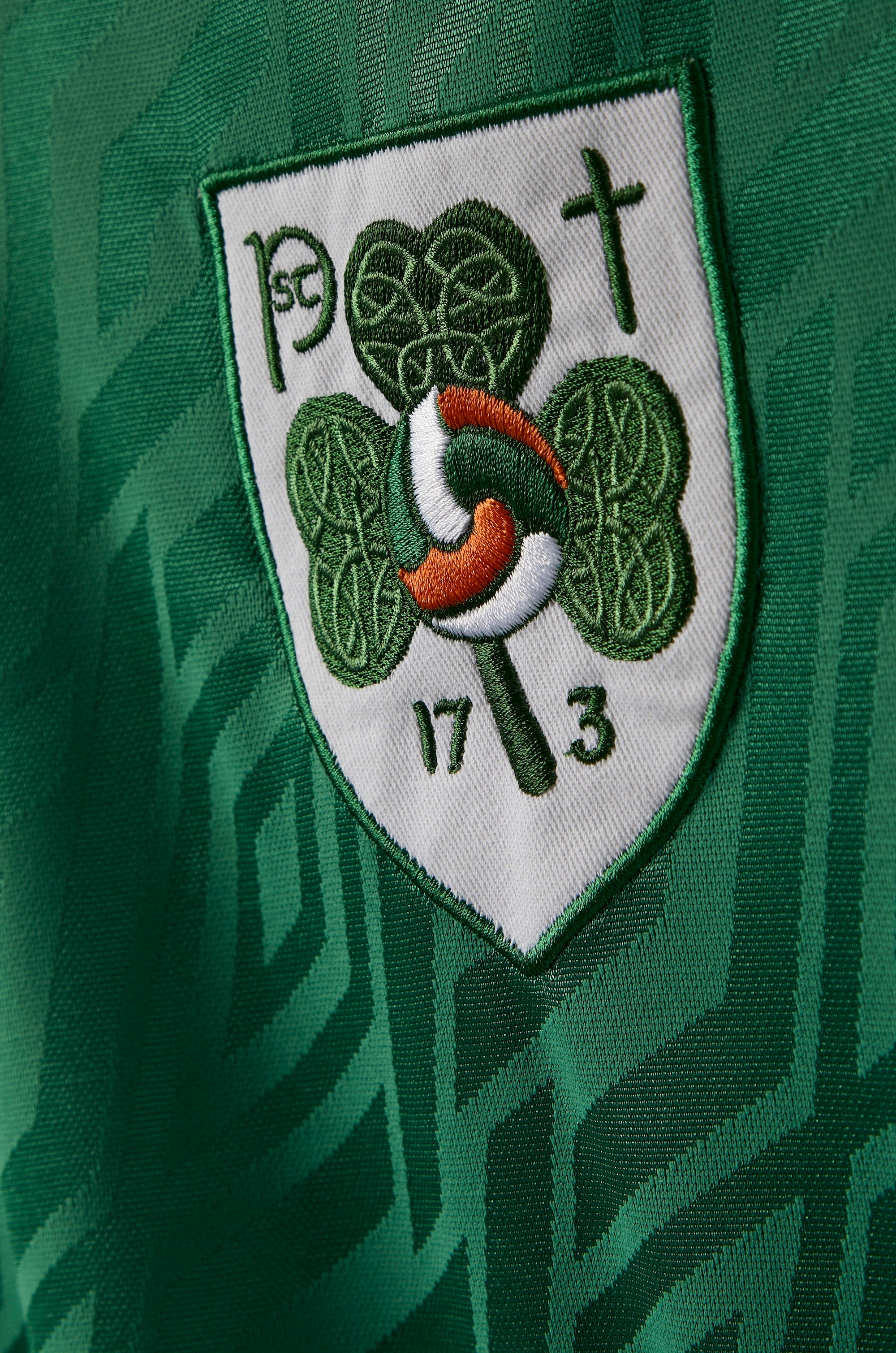 Umbro 2026 Ireland 17-3 Soccer Jersey