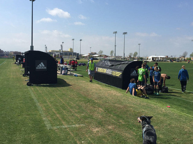 Refugio para banca de fútbol del equipo MVP IV de Soccer Innovations