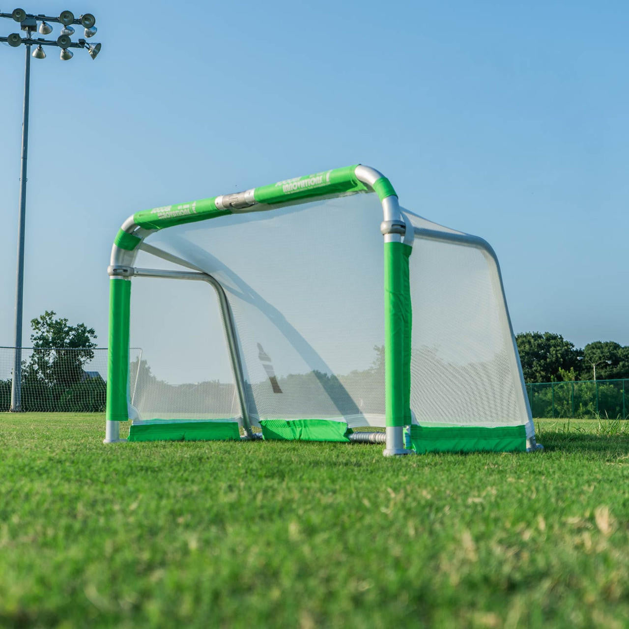 Portería de fútbol plegable de aluminio QuickFold de Soccer Innovations